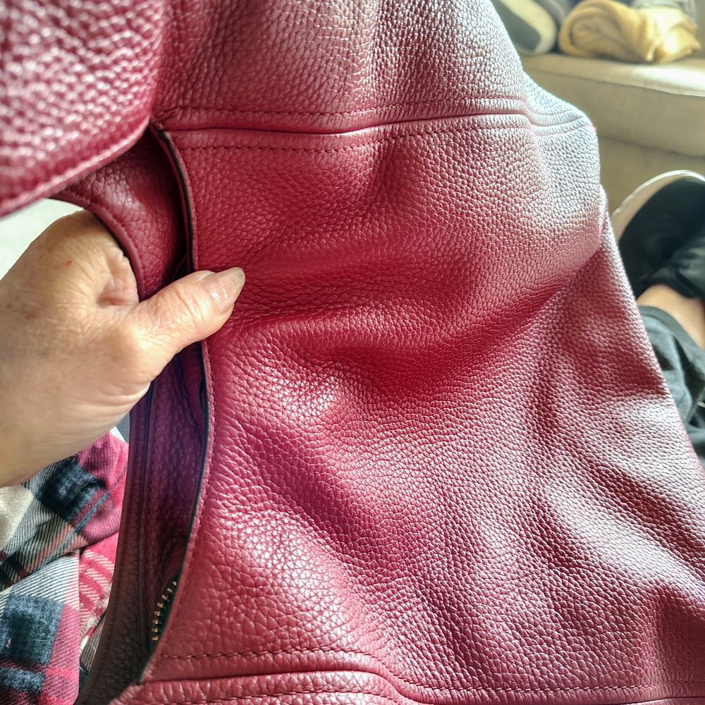 Michael Kors Red Pebbled Leather Hobo Shoulder Bag with Gold MK Logo - Picture 14 of 16